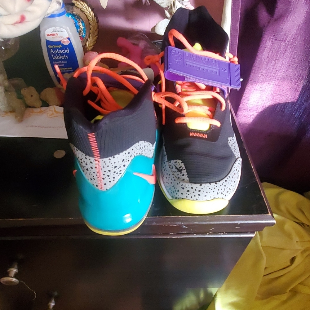 Sheos - Picture 4 of 4